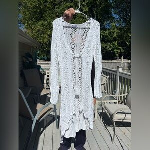 VENUS White Crochet Style Duster Size M Boho Hippie Festival